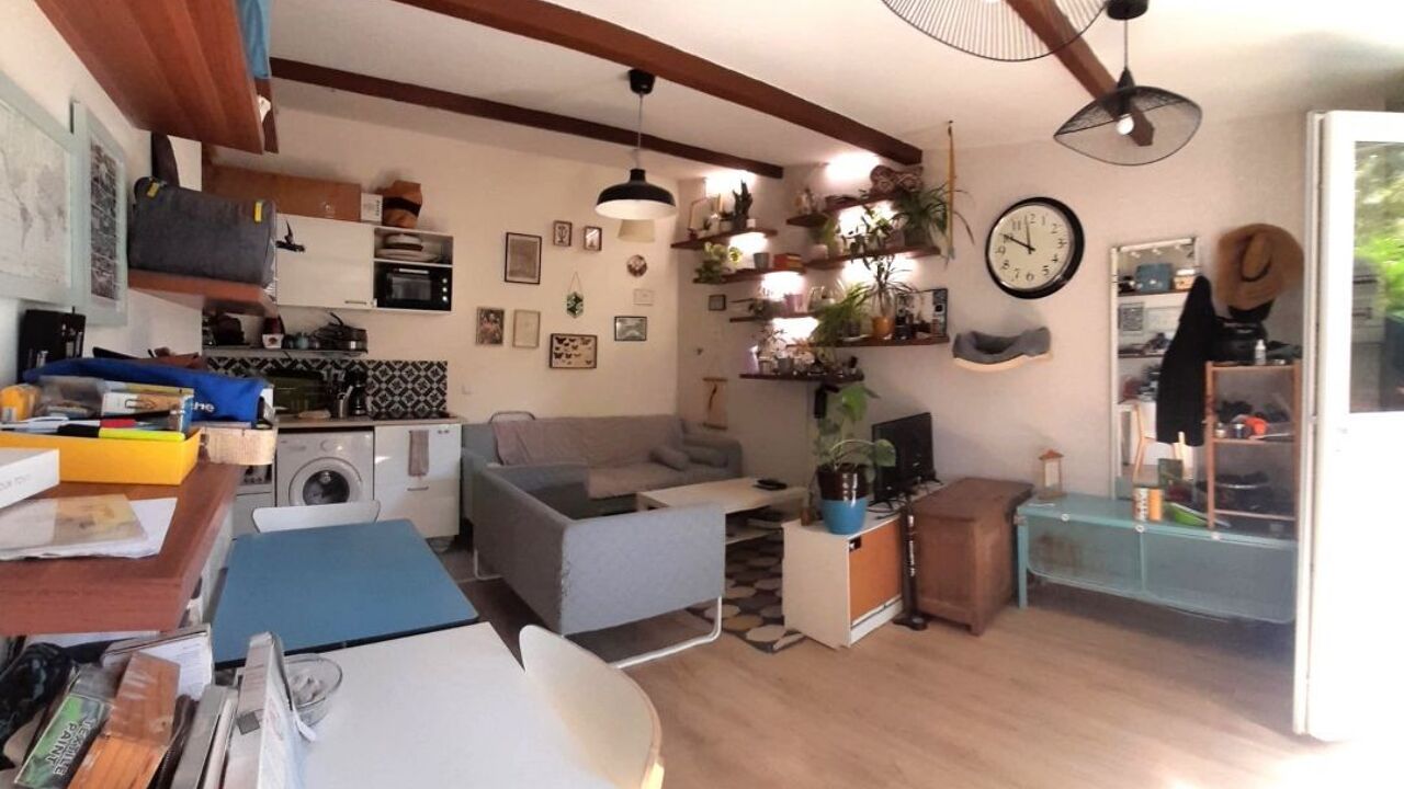 appartement 2 pièces 33 m2 à vendre à Corbeil-Essonnes (91100)
