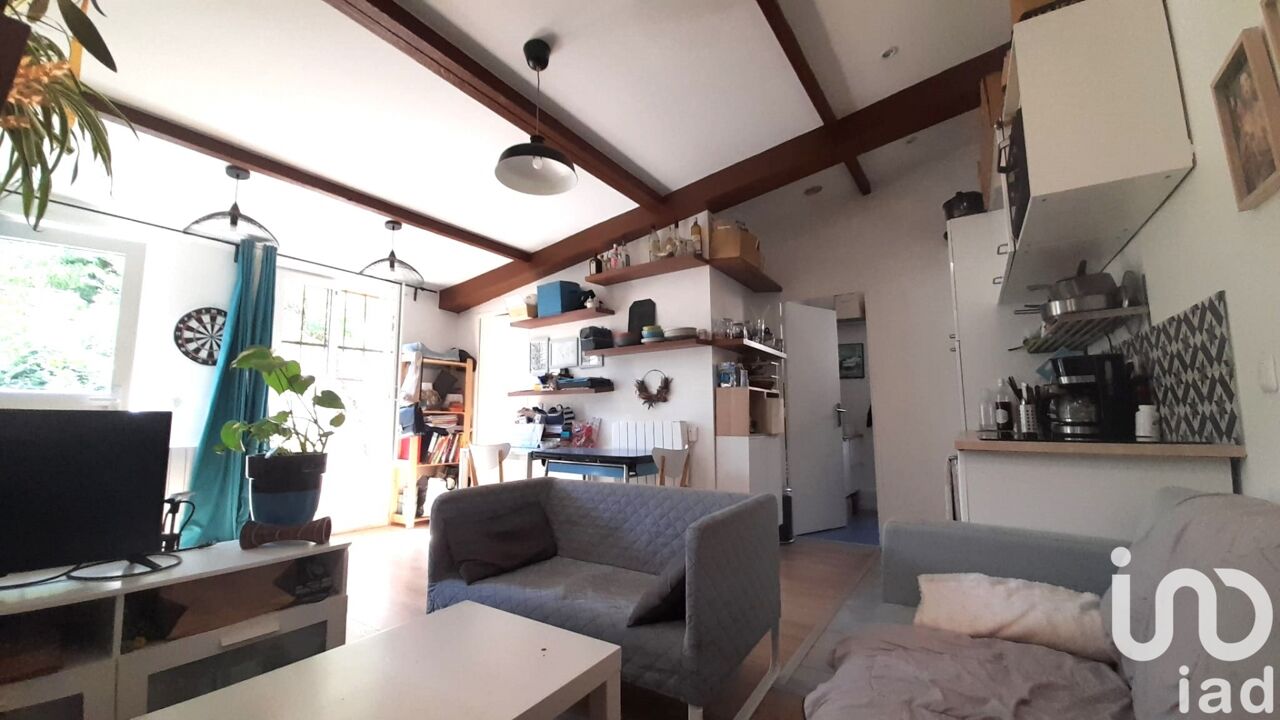 appartement 2 pièces 33 m2 à vendre à Corbeil-Essonnes (91100)