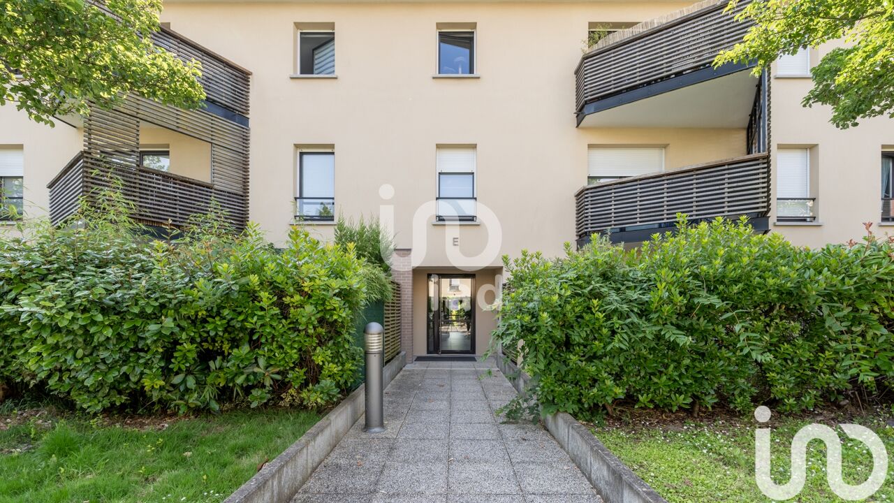 appartement 2 pièces 52 m2 à vendre à Ferrières-en-Brie (77164)
