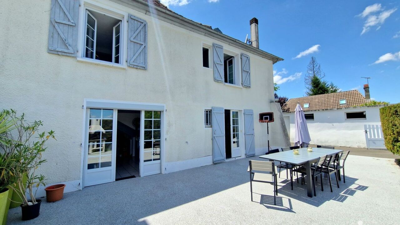 maison 5 pièces 157 m2 à vendre à Orthez (64300)