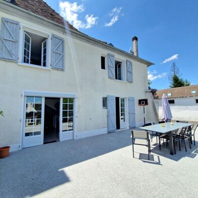 Maison 5 pièces 157 m²