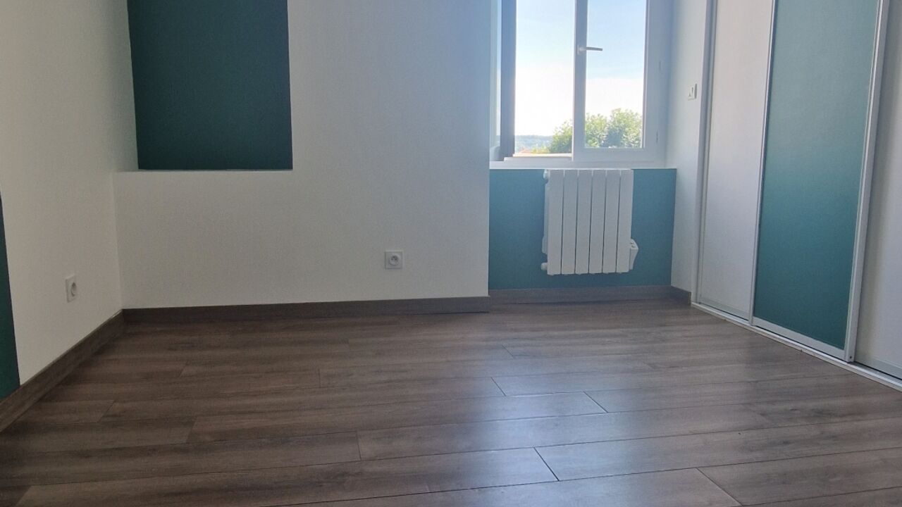 appartement 2 pièces 32 m2 à vendre à Saint-Genest-Lerpt (42530)