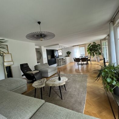 Appartement 5 pièces 142 m²