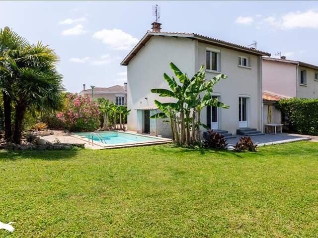 Villa de 4 pièces principales — photo du bien