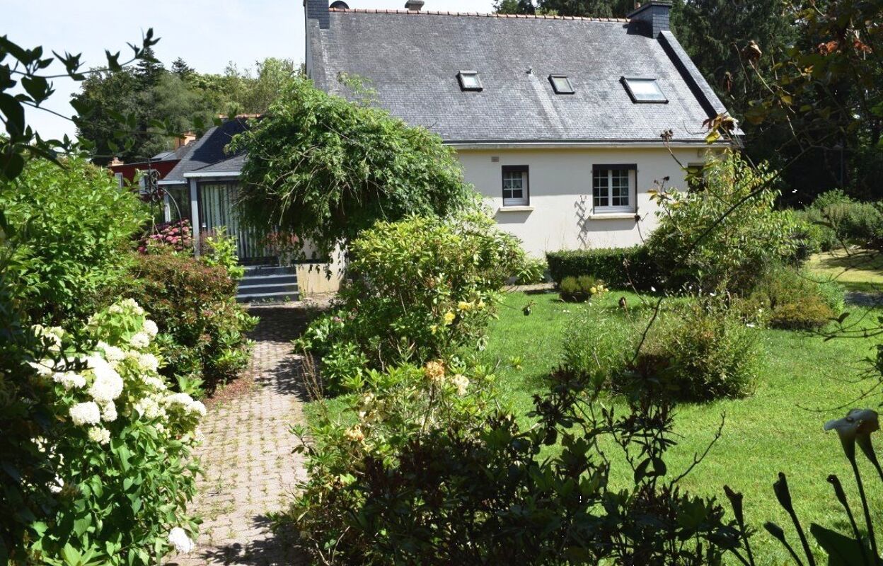 maison 6 pièces  m2 à vendre à Lignol (56160)