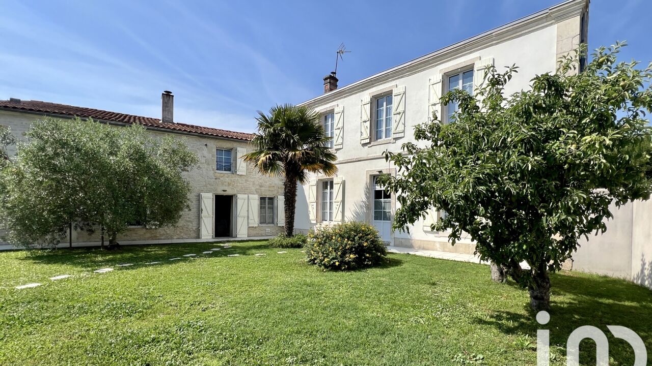 maison 8 pièces 264 m2 à vendre à Sainte-Soulle (17220)