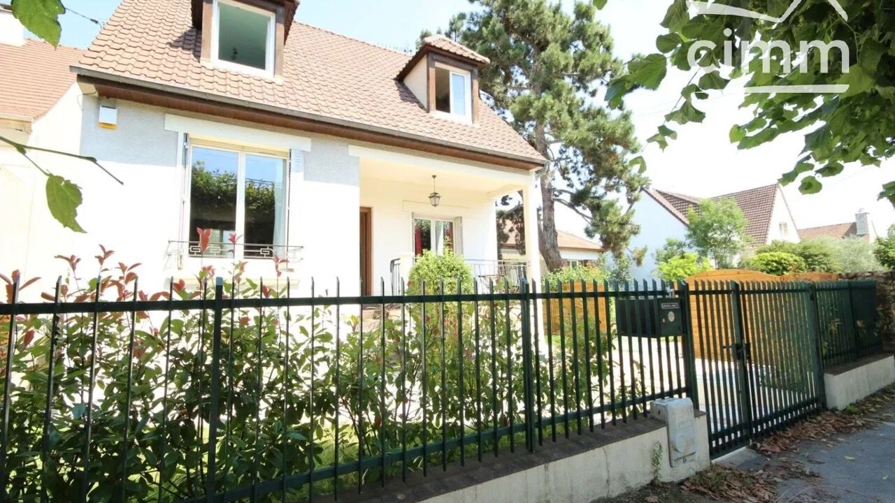 maison 4 pièces 91 m2 à vendre à Gournay-sur-Marne (93460)