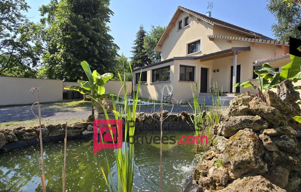 maison 9 pièces 270 m2 à vendre à La Ferté-sous-Jouarre (77260)