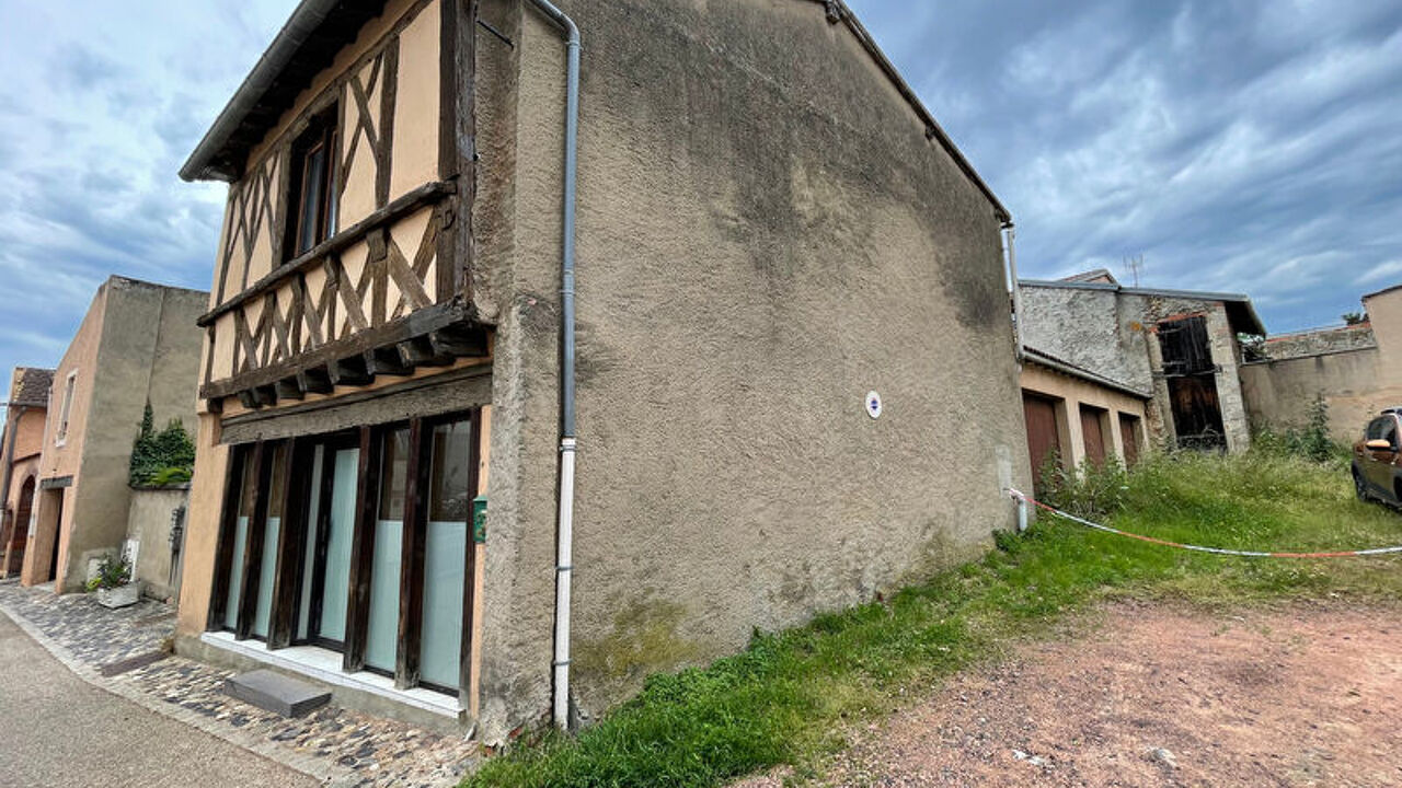 immeuble  pièces 80 m2 à vendre à Villerest (42300)