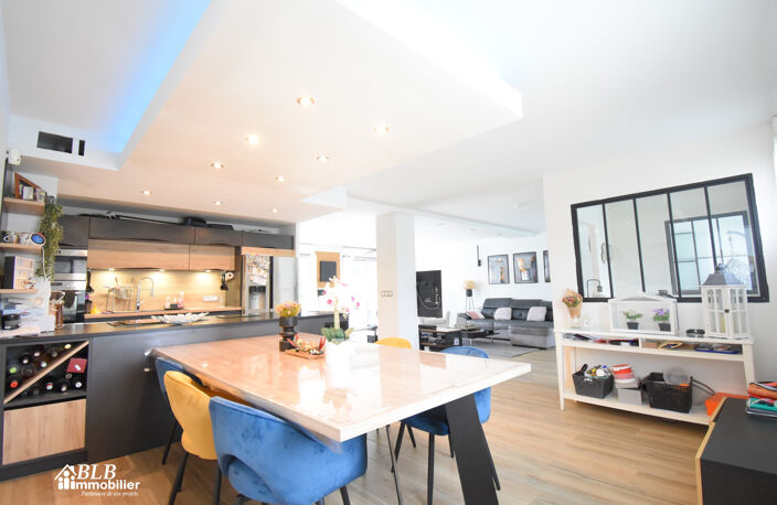 MAISON 5 CHAMBRES + 1 BUREAU - 184,25 m2 - BESSIERES - MAURE — photo 5