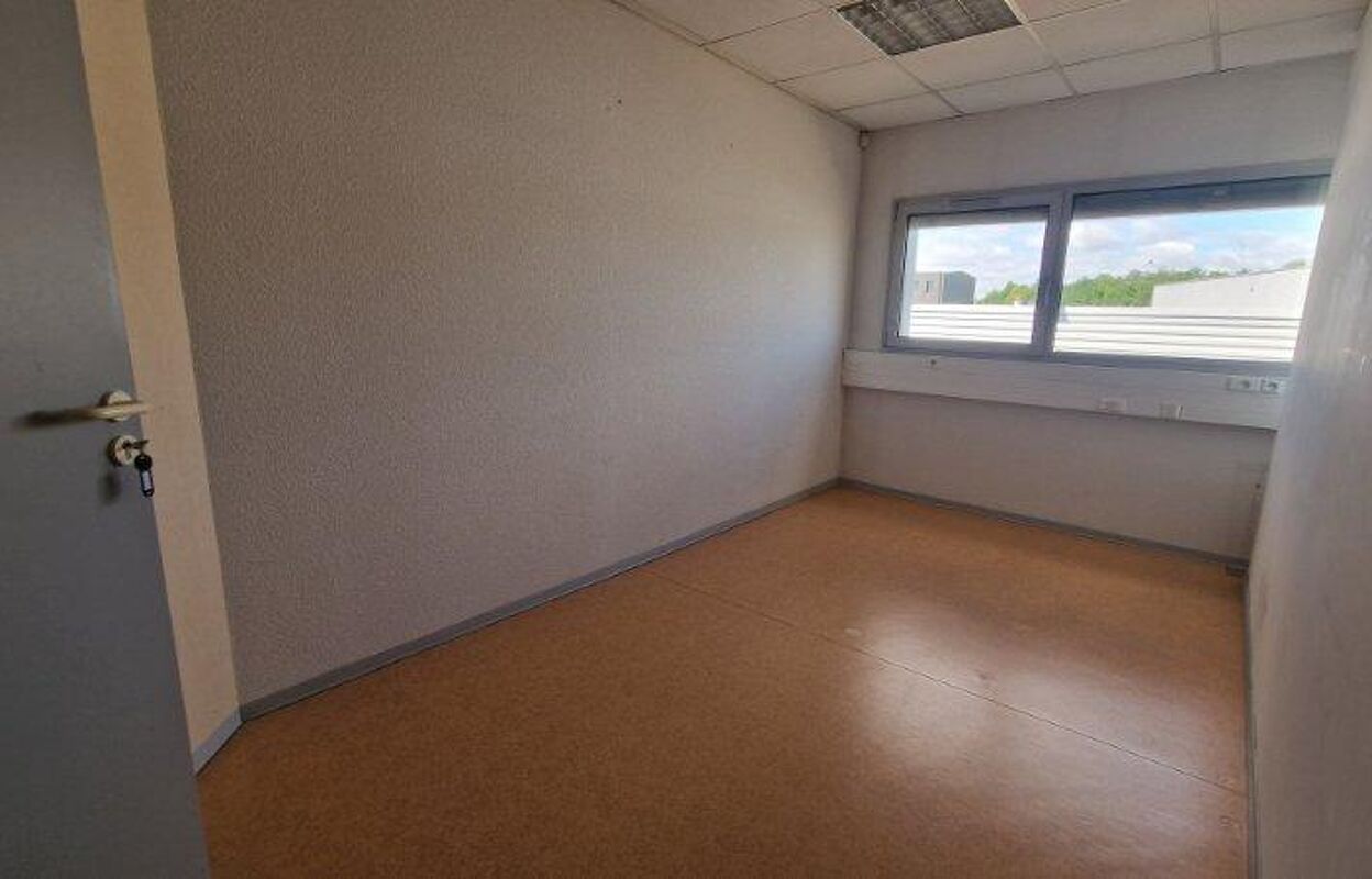 bureau  pièces 27 m2 à louer à Montauban (82000)