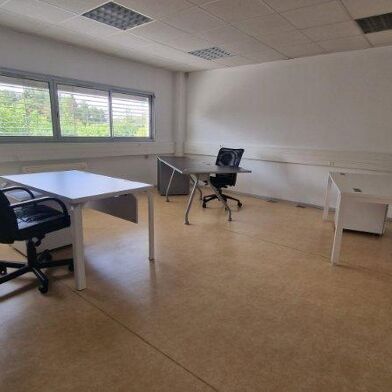 Bureau 31 m²