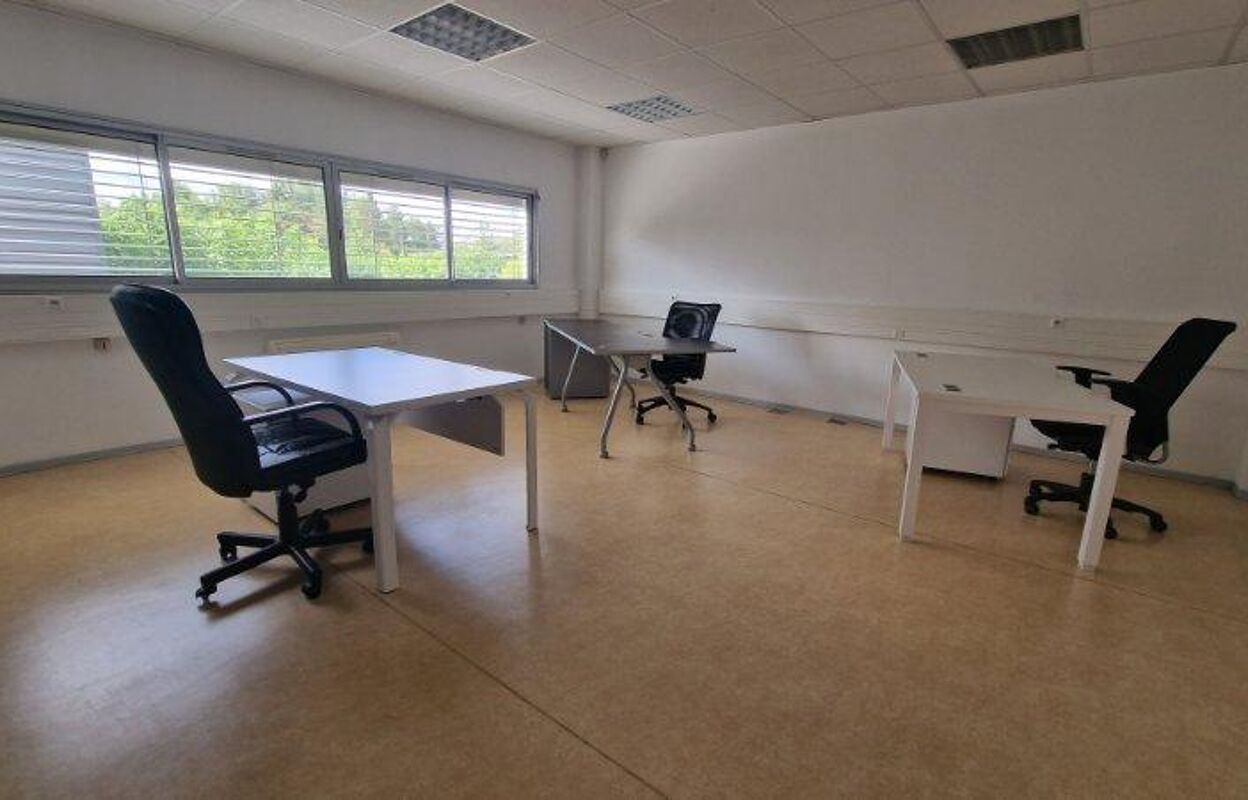 bureau  pièces 31 m2 à louer à Montauban (82000)