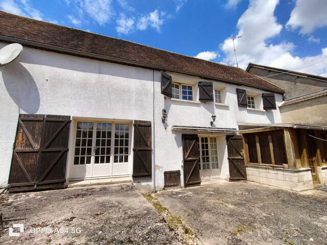 MAISON DE VILLAGE EST DE SENS,3 CHAMBRES, 686M2 TERRAIN — photo du bien