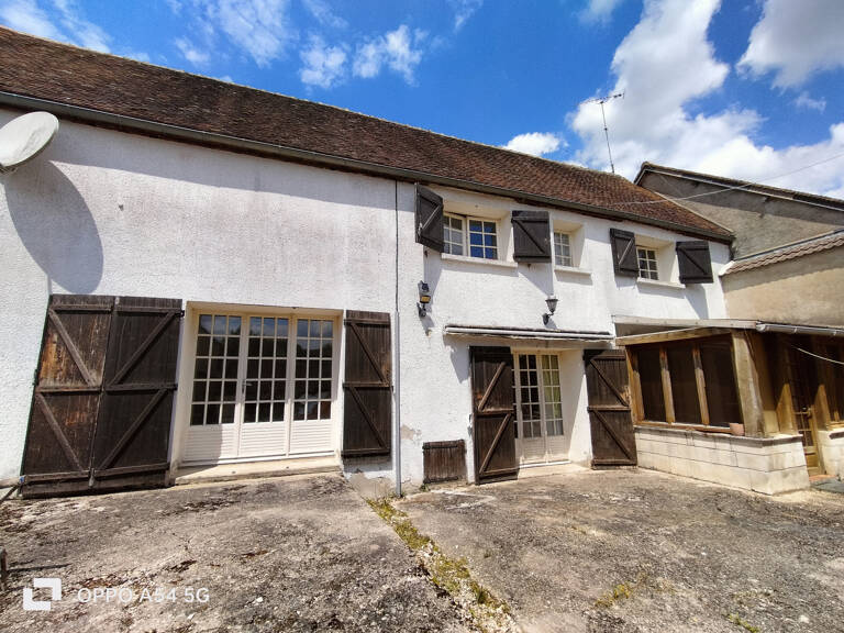 MAISON DE VILLAGE EST DE SENS,3 CHAMBRES, 686M2 TERRAIN — photo 1
