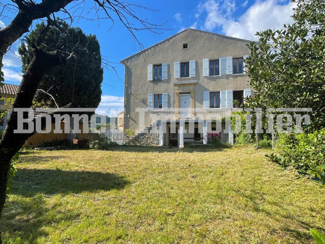 Maison de maitre à restaurer à Vinsobres — photo du bien