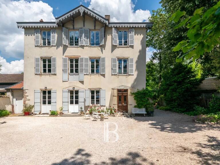 Lyon - Trion/Saint-Just - Maison ancienne rénovée - Terrain de 1749 m² - 5 Chambres - Piscine — photo 1