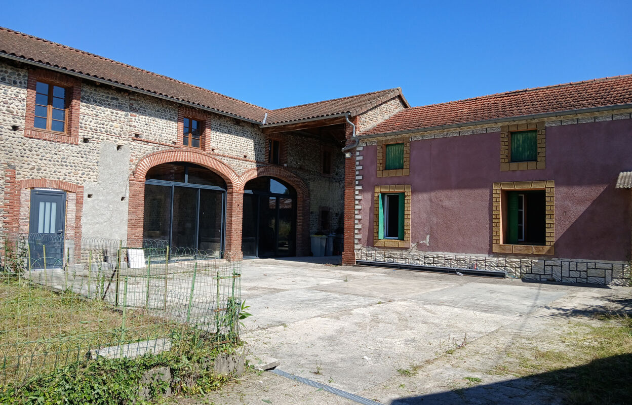 maison 8 pièces 260 m2 à vendre à Sarriac-Bigorre (65140)