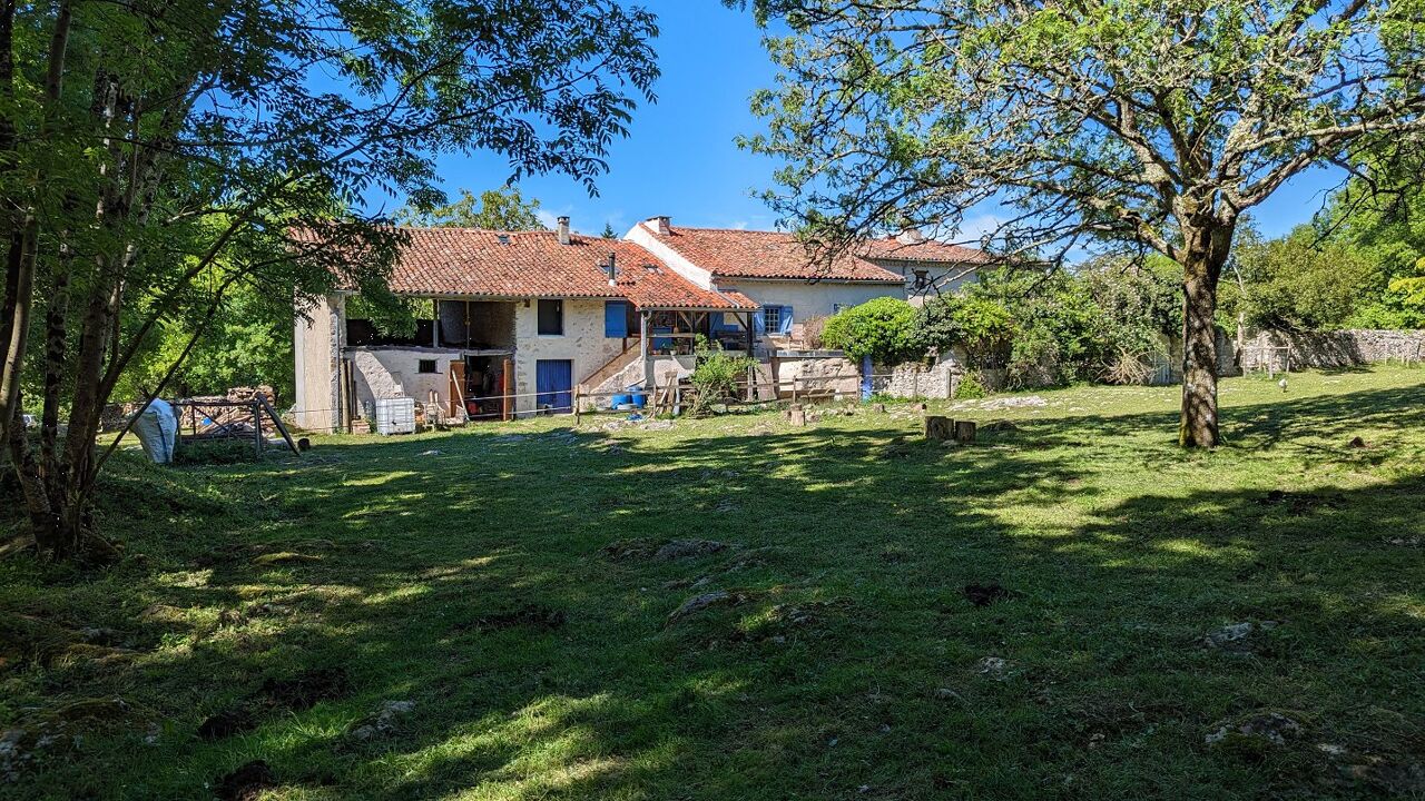 maison 9 pièces 258 m2 à vendre à La Bastide-de-Sérou (09240)