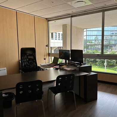 Bureau 6 pièces 1725 €