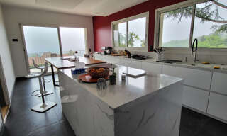 Maison 10 Pièces 378 m² à vendre à Pau (64000)