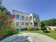 MAISON FAMILIALE INDIVIDUELLE de   8 pièce(s) — photo 2