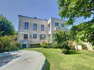MAISON FAMILIALE INDIVIDUELLE de   8 pièce(s) — photo 3