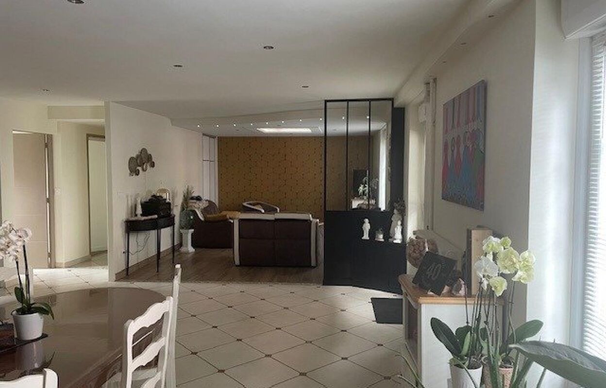 maison 7 pièces 220 m2 à vendre à Lamballe (22400)