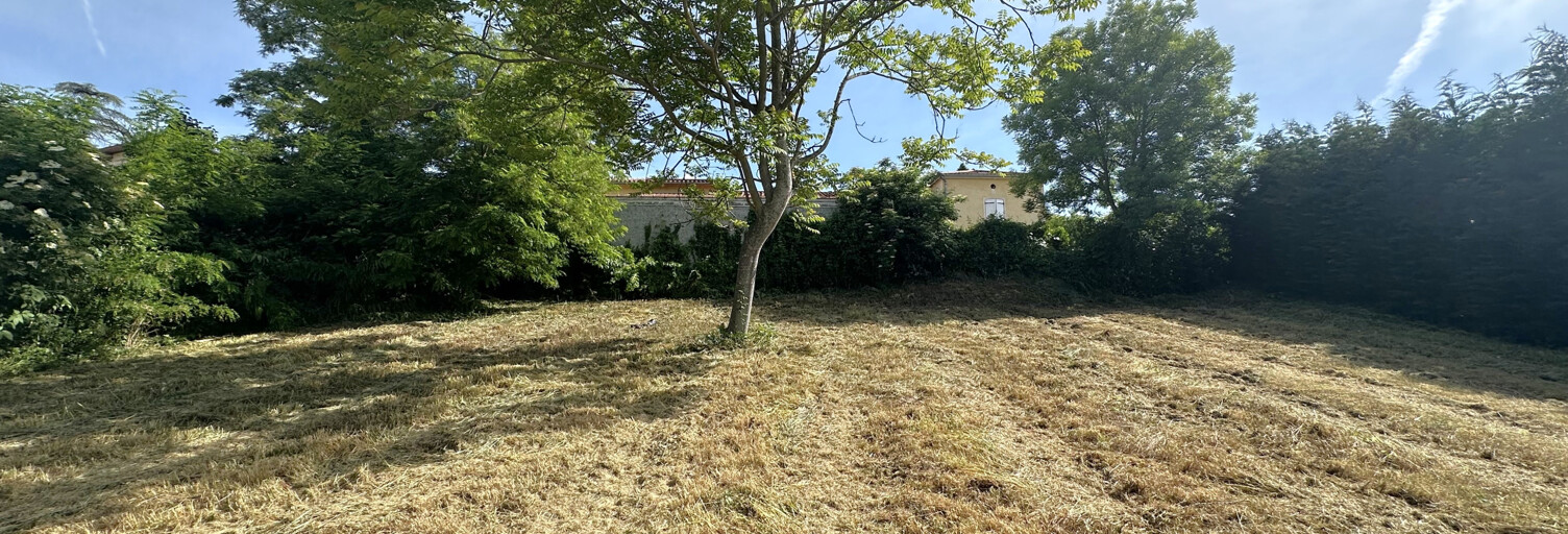 Terrain  716 m² à vendre à Thurins (69510)