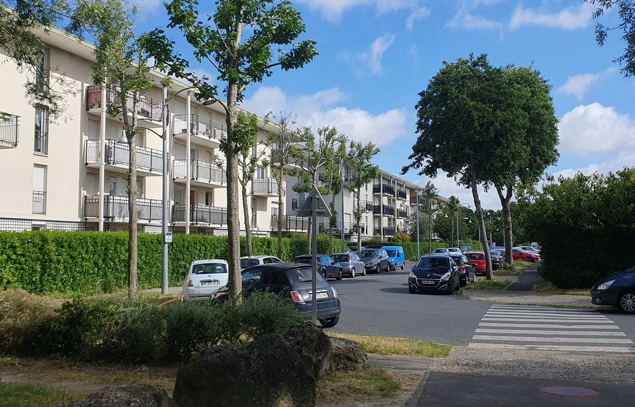 appartement 2 pièces 39 m2 à vendre à Sainte-Geneviève-des-Bois (91700)