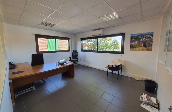 Bureau — photo 3