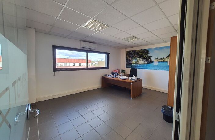 Bureau — photo 4