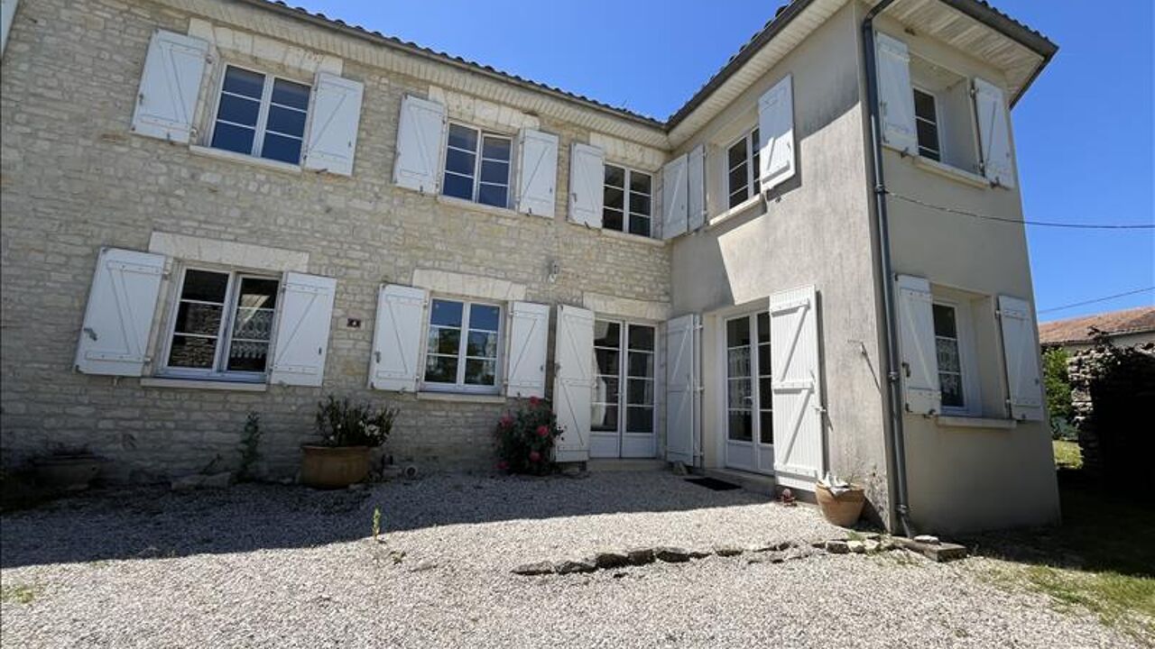 maison 5 pièces 189 m2 à vendre à Ambérac (16140)