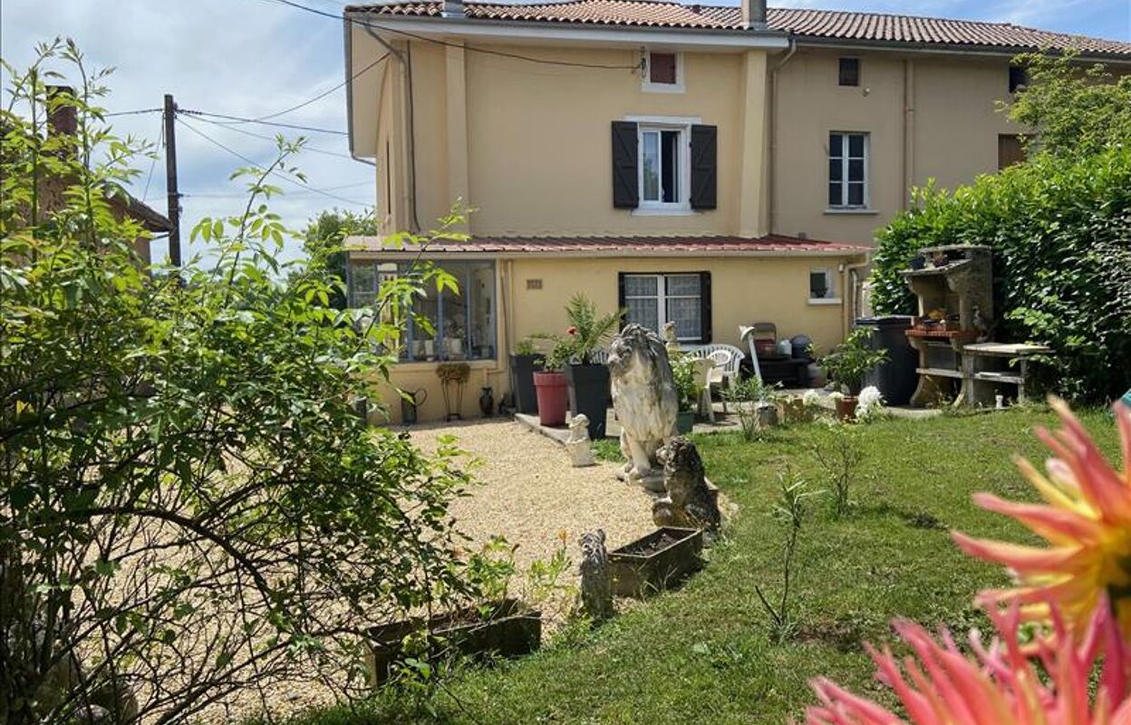 maison 5 pièces 133 m2 à vendre à Chabanais (16150)