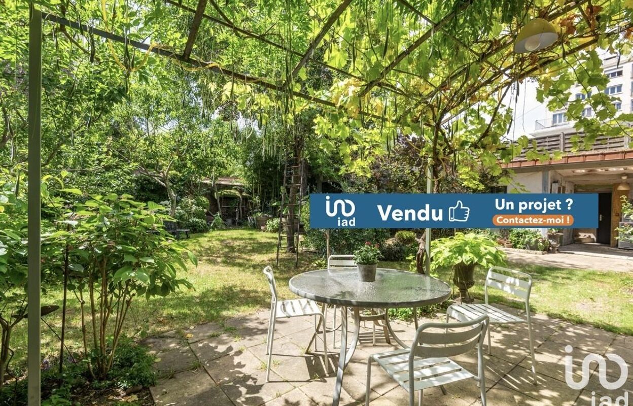 maison 9 pièces 226 m2 à vendre à Les Lilas (93260)