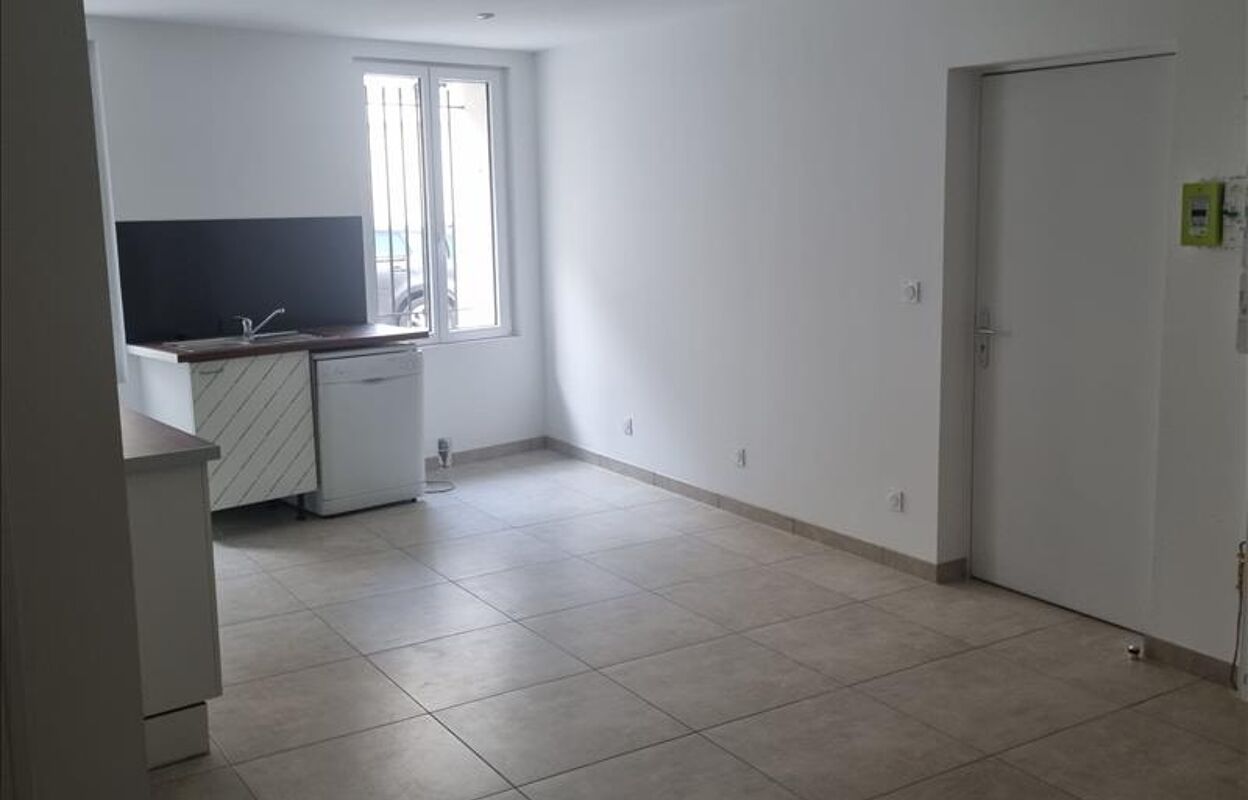 appartement 3 pièces 61 m2 à vendre à Lespignan (34710)