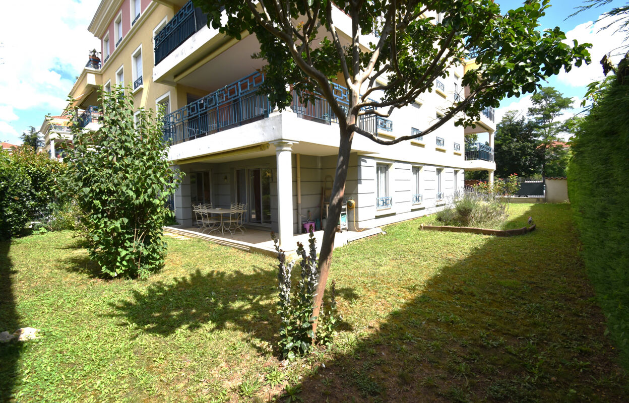 appartement 4 pièces 115 m2 à vendre à Meyzieu (69330)