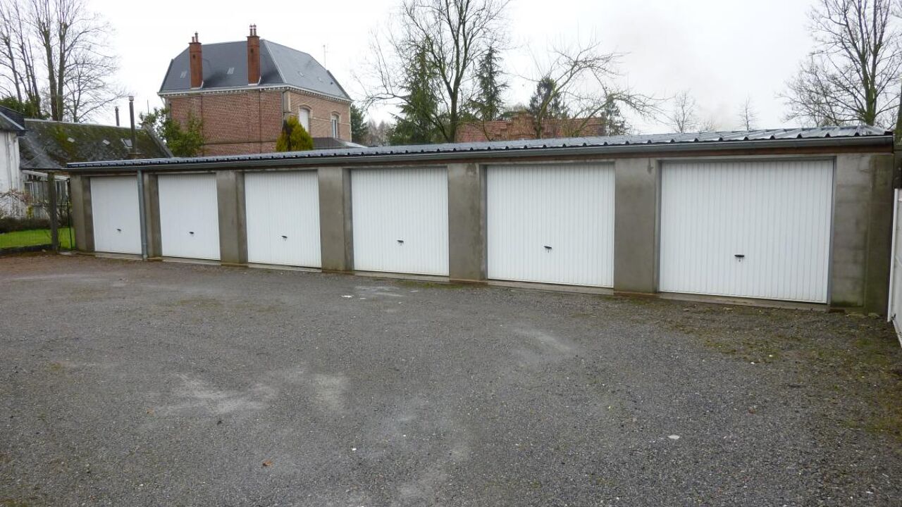 garage  pièces 16 m2 à louer à Cambrai (59400)