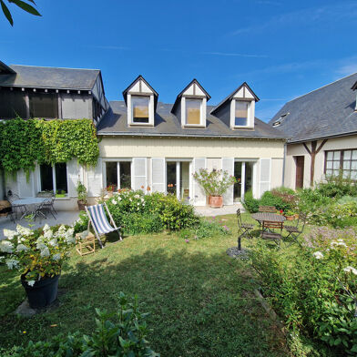 Maison 11 pièces 365 m²