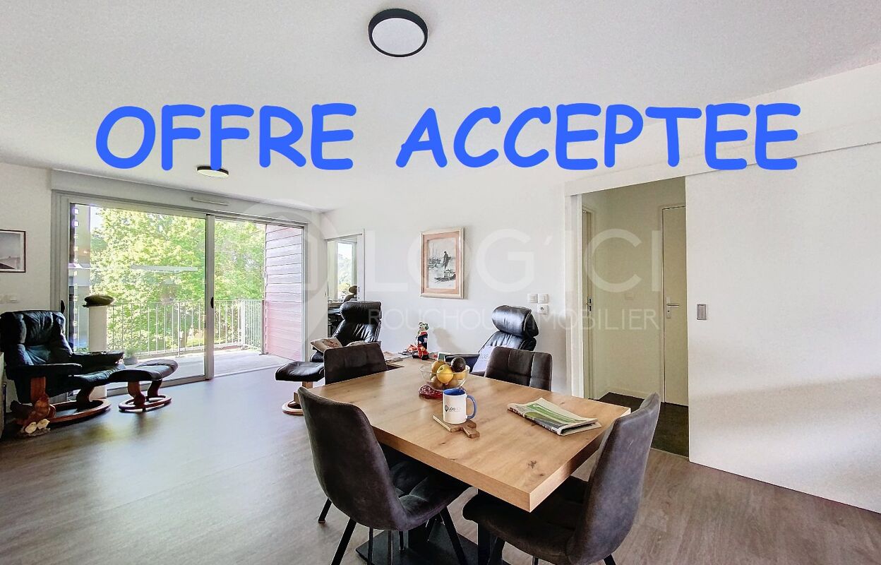 appartement 4 pièces 82 m2 à Gelos (64110)