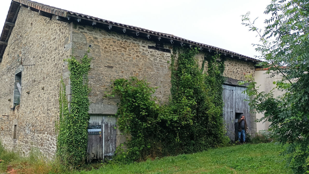 divers  pièces 170 m2 à vendre à Saint-Mathieu (87440)