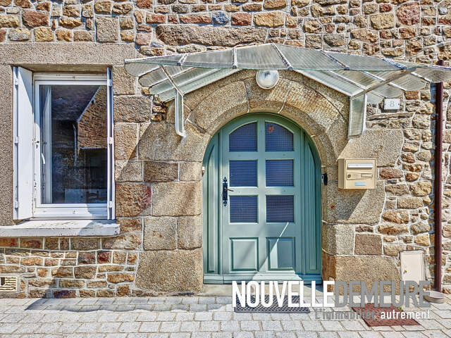 Maison en pierre 3 chambres et 1 bureau - Terrain de 490m2 — photo du bien