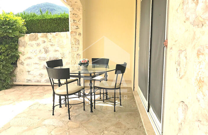 A vendre à Coursegoules - Maison en Pierre de charme - 4 Pièc... — photo 2