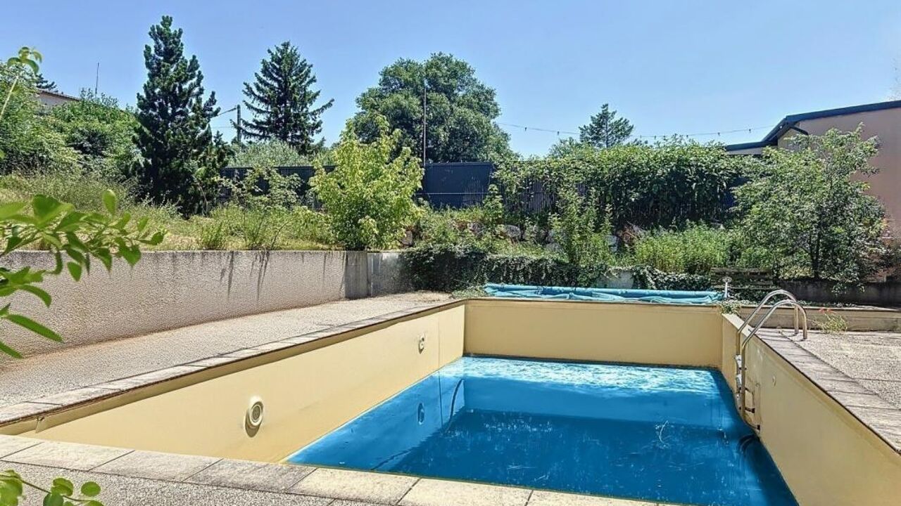 immeuble  pièces 388 m2 à vendre à Étoile-sur-Rhône (26800)