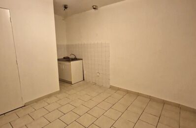 location appartement 510 € CC /mois à proximité de Tourrette-Levens (06690)