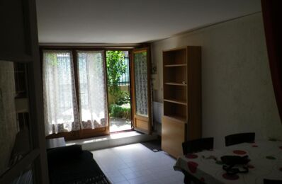 location appartement 750 € CC /mois à proximité de Saint-Mandé (94160)