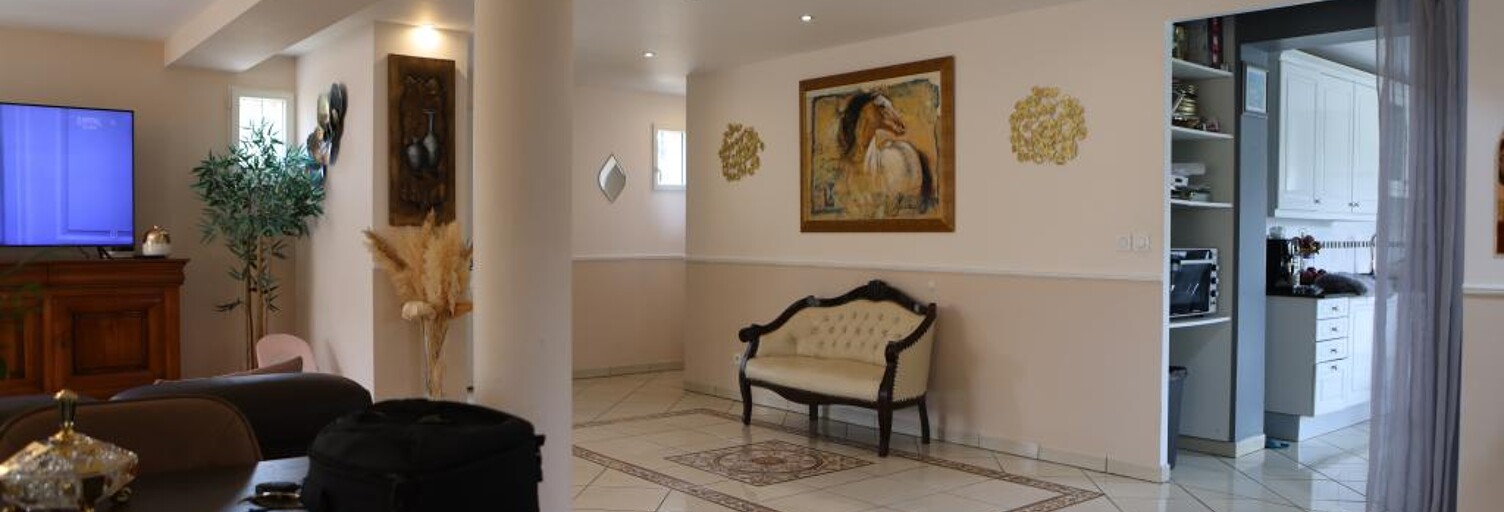 Maison 6 Pièces 221 m² à vendre à Mignières (28630)