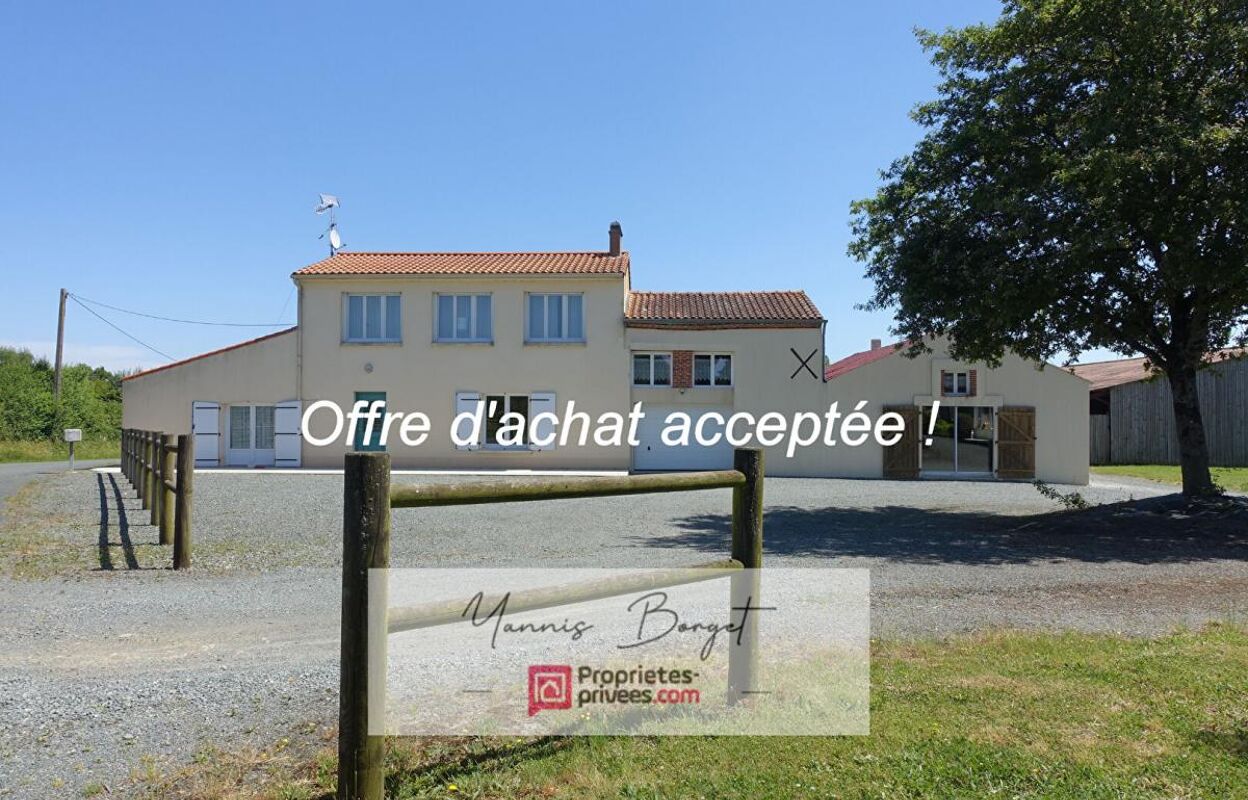 maison 6 pièces 135 m2 à vendre à La Merlatière (85140)