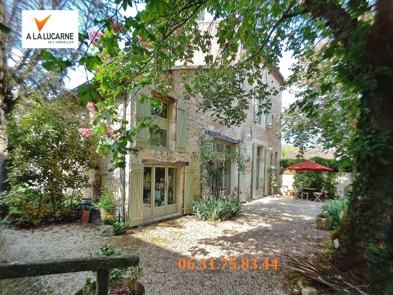 Villa / Maison 9 pièces  à vendre Clairac 47320