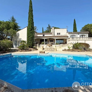 Maison 9 pièces 899000 €